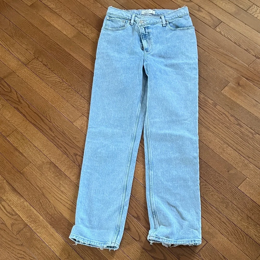 Abercrombie & Fitch The 90s Straight Ultra High Rise 28 / 6R - Picture 3 of 16